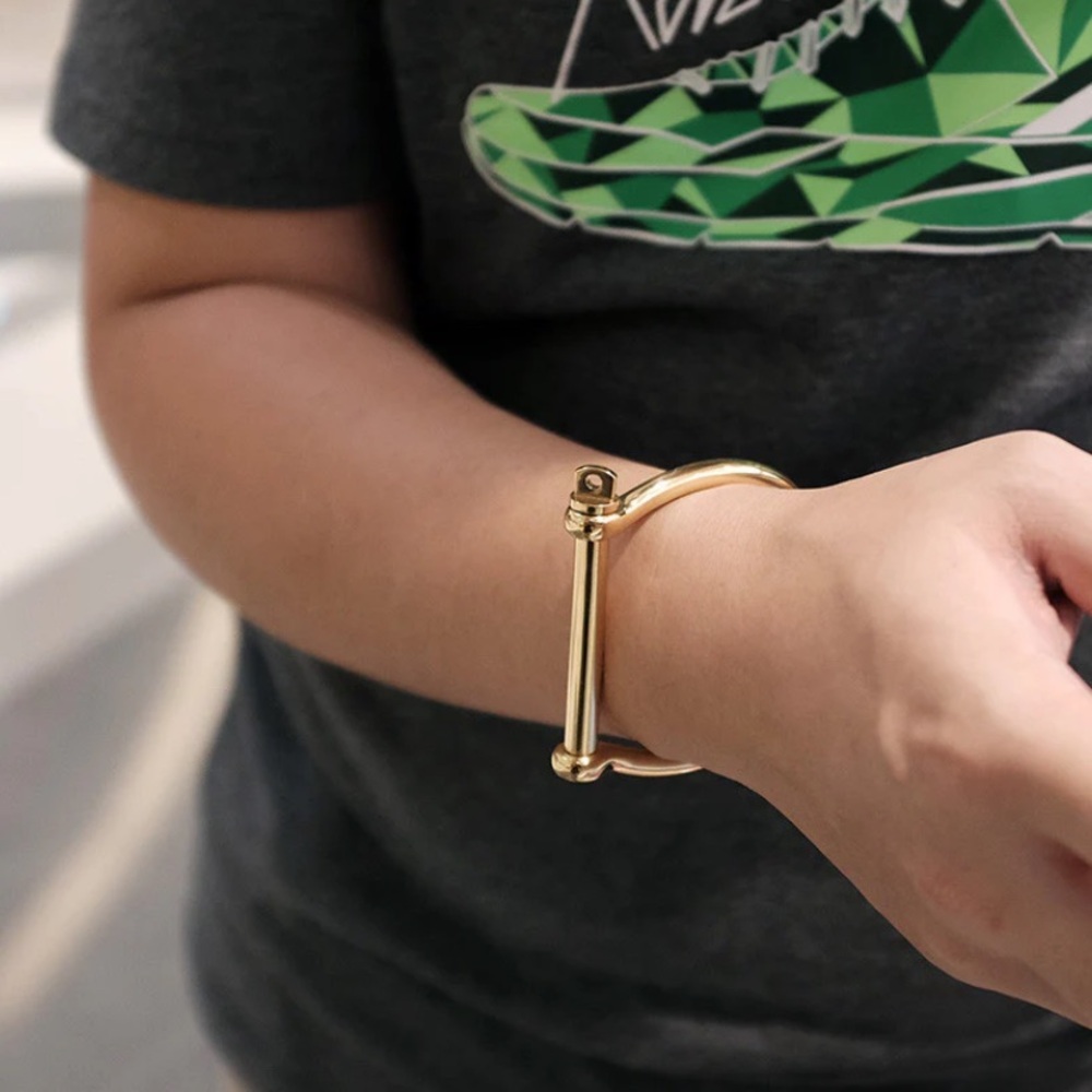 Classic Screw Cuff Bracelet Gold